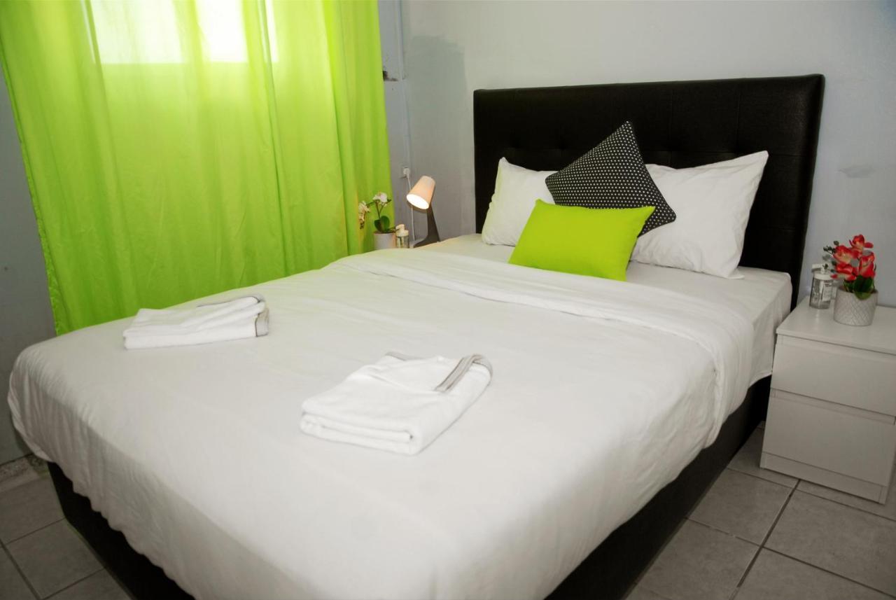 Do Castelo Hostel